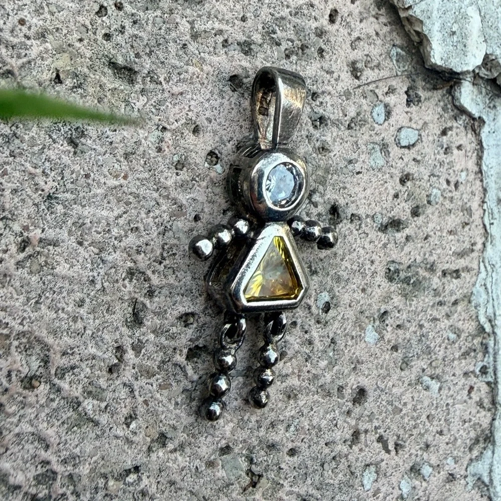 Silver‎ November zirconia girl birth stone vintage pendant